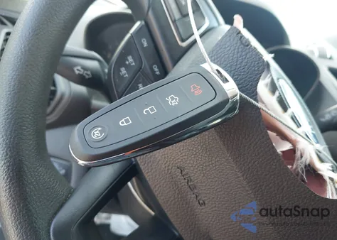 2019 Ford Escape Se from USA, damaged, VIN 1FMCU0GD7KUB64623